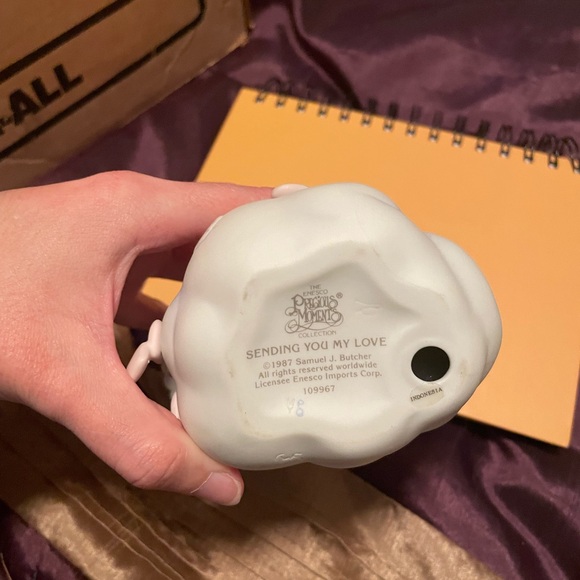 Precious moment, sending you my love - Picture 5 of 7